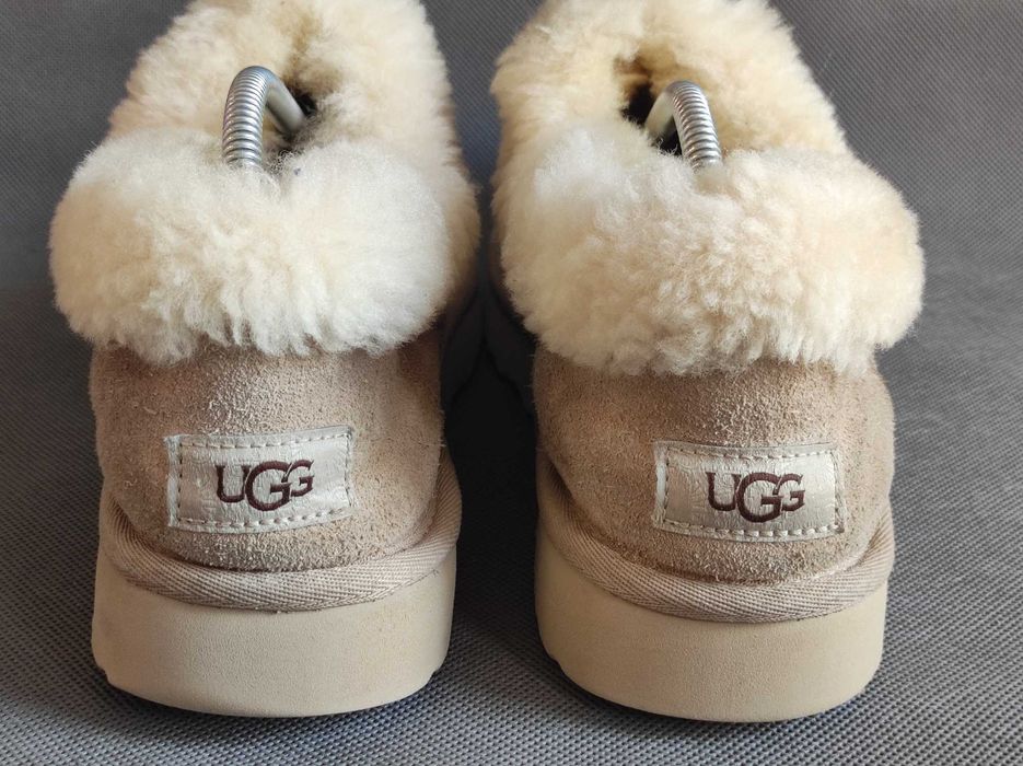 - Ugg - Kapcie, śniegowce do kostki R. 40