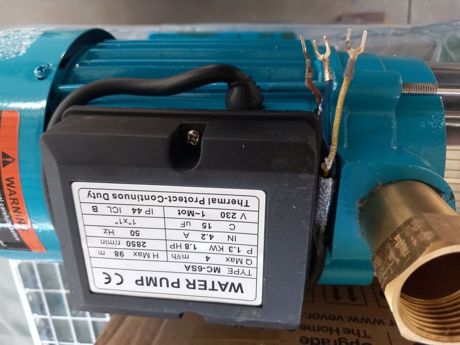 Bomba centrifuga de água 1300 W
