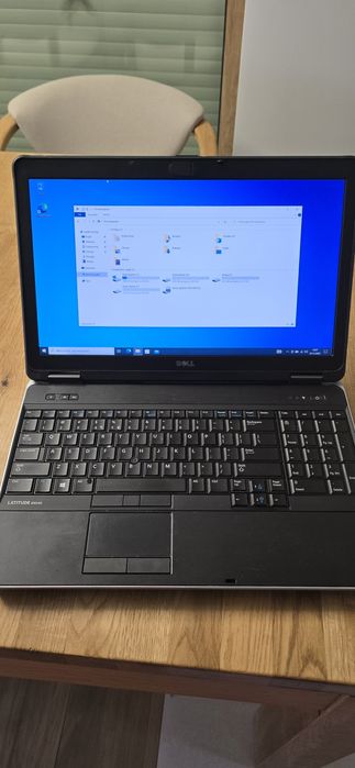Dell Latitude E6540 i7, 2 dyski, 8 GB RAM