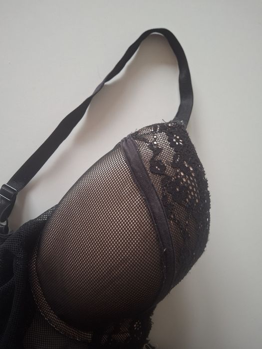 Zmysłowe body damskie