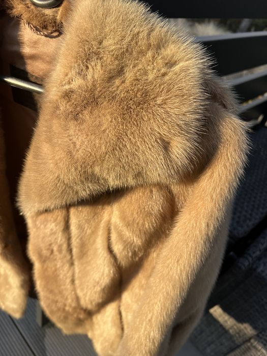 Futko z norek stan idealny midowo beżowe