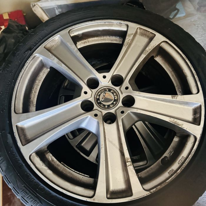 4 pneus com jante MAXXIS