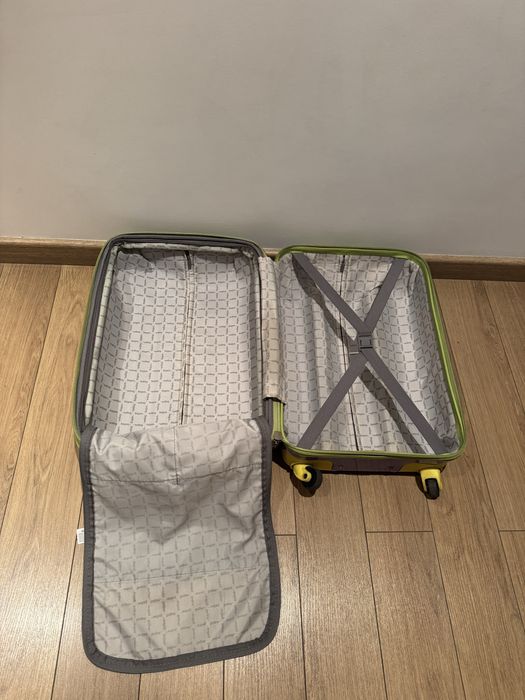 Conjunto malas viagem (cabine) - marca: “SEGUE…”