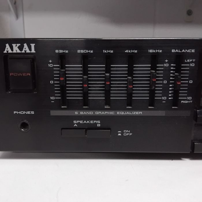 AKAI amplificador AM-A102