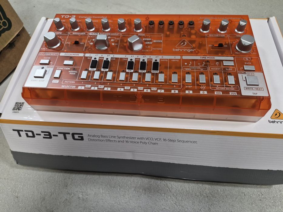 TD-3-TG  Behringer