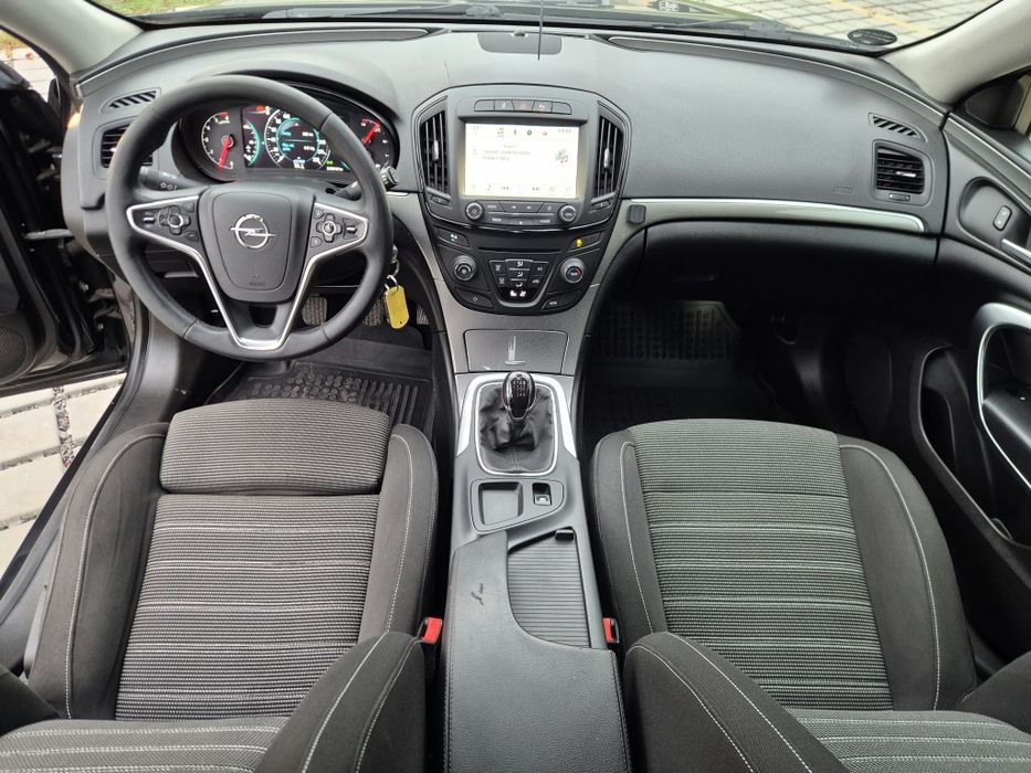 Opel insignia GS  1.6Cdti  120 km
