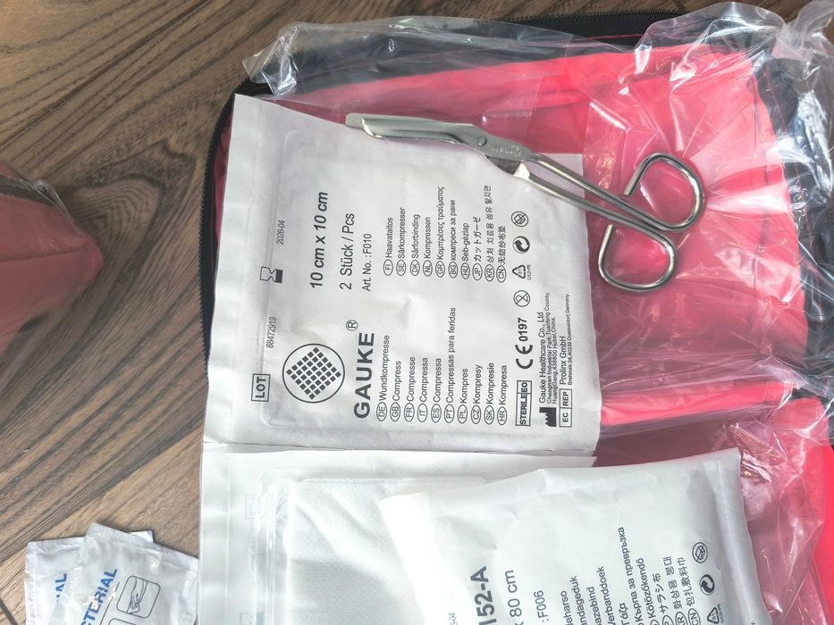 Автоаптечка укомплектована WÜRTH (Німеччина)