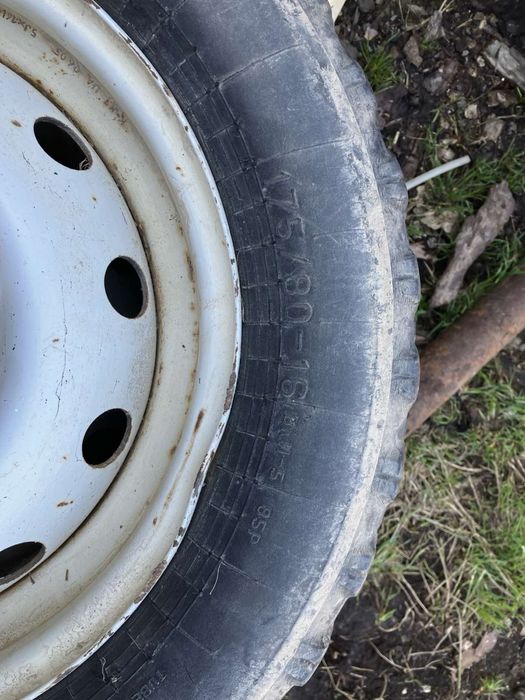 Диски і резина  комплект