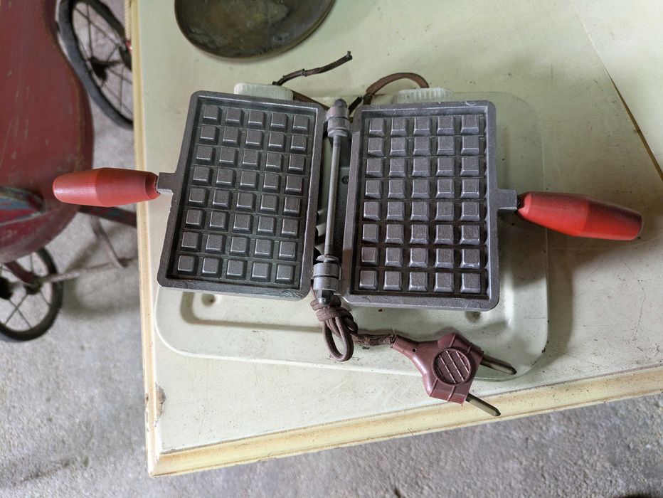 Máquina waffles antiga