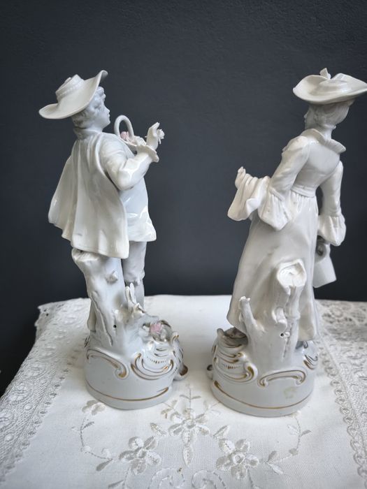 Stare figurki porcelanowe XIX wiek