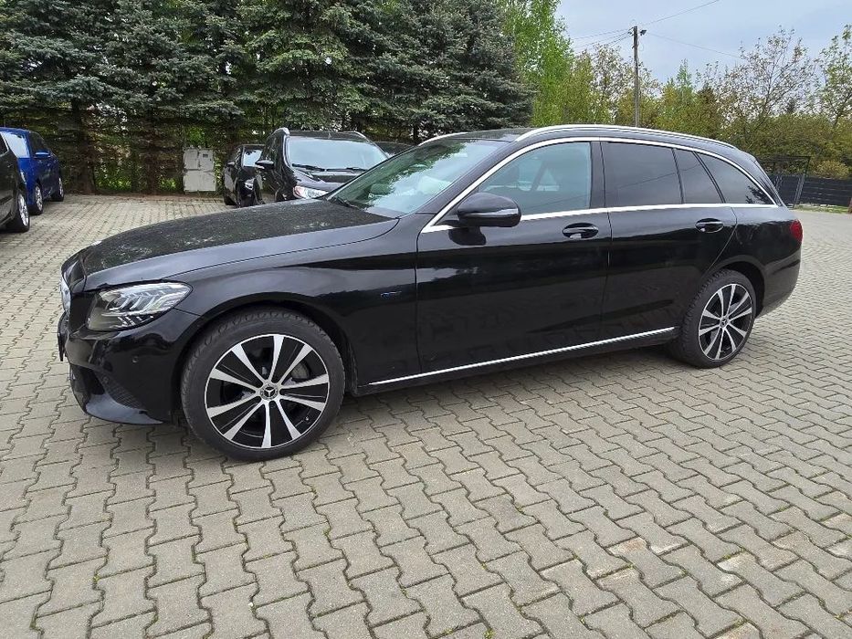 Mercedes-Benz Klasa C Hybryda,elektryk,diesel, 85900 netto