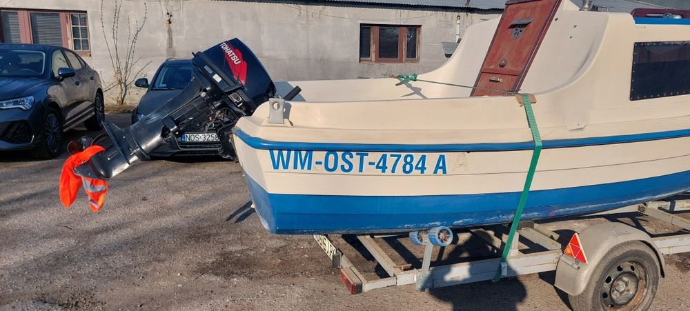 Łódź kabinowa KORMORAN  21.999zł.