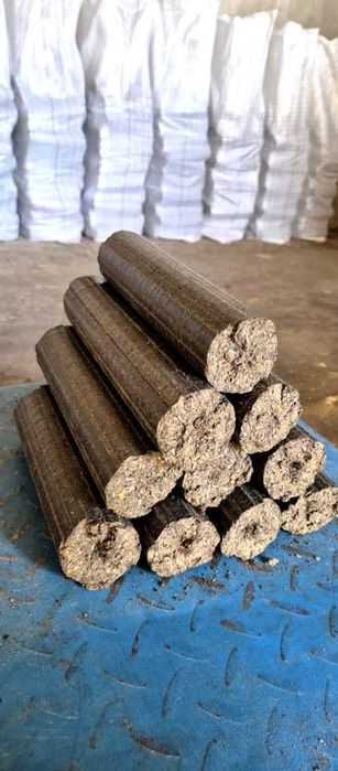 Вугілля, брикети, пелети паливні тепло дому