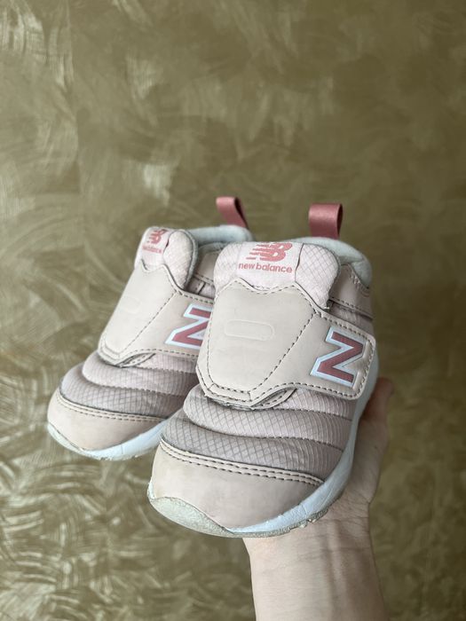 Дитяче взутя New balanse