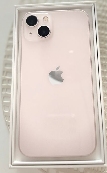 Iphona 13 różowy