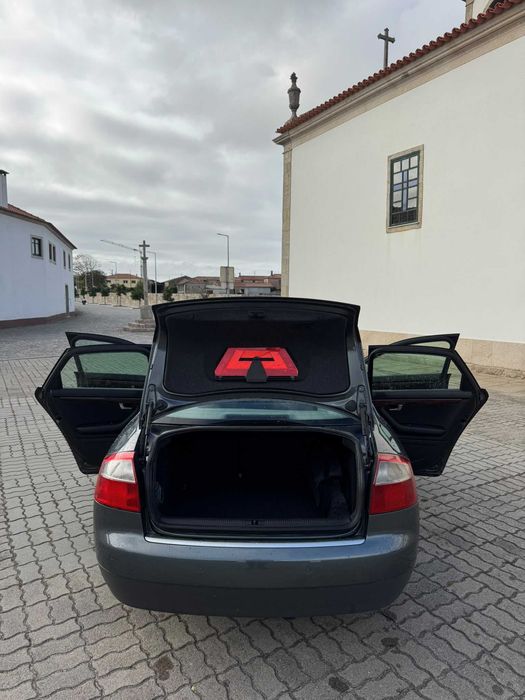 AUDI A4 1.9 TDI PD130