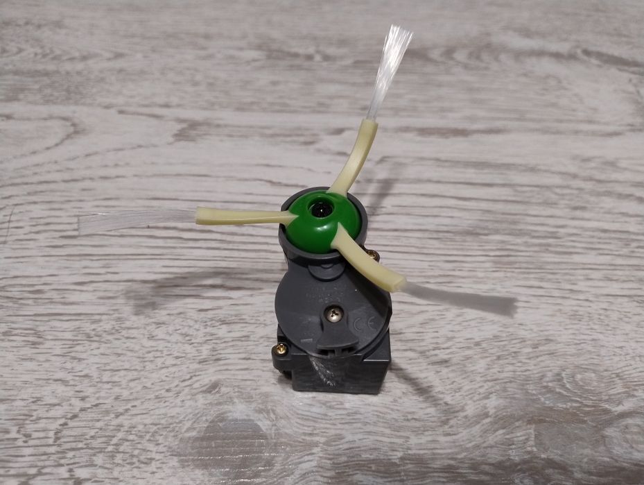 Moduł szczotki bocznej Irobot Roomba e5 z Nową szczotką