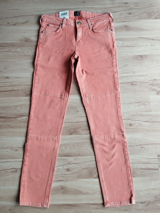 Spodnie jeansowe rurki