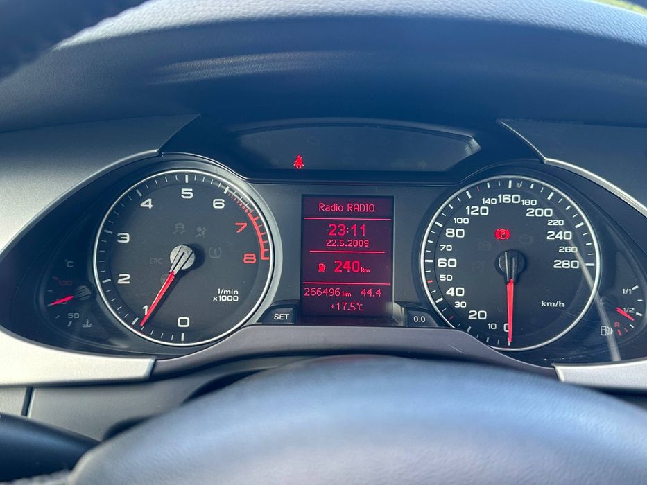 Продам автомобіль Audi A4
