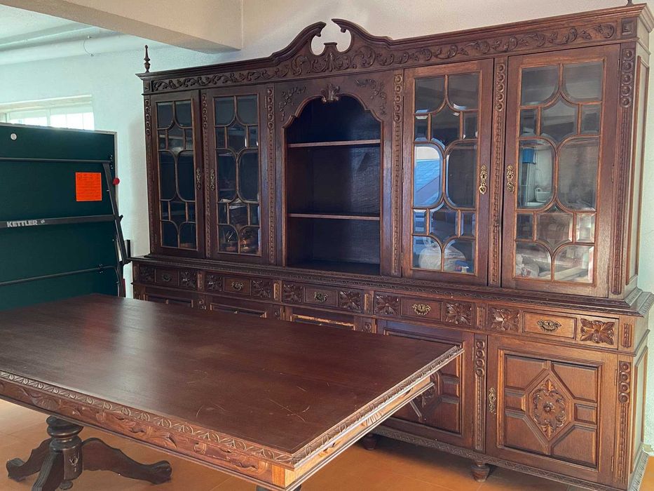 Mobília  de sala de jantar em mogno