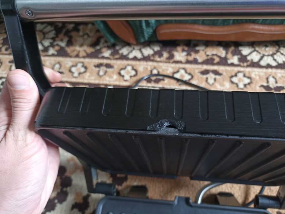 Гриль grunhelm g2200