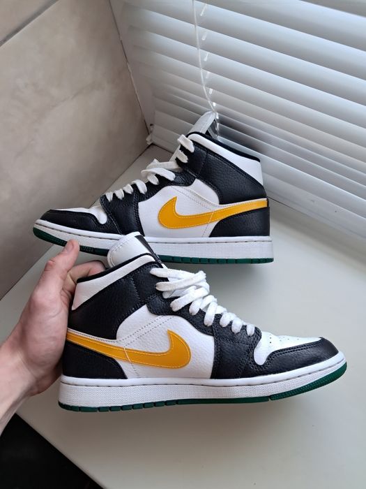 Кросівки nike air jordan 1 mid