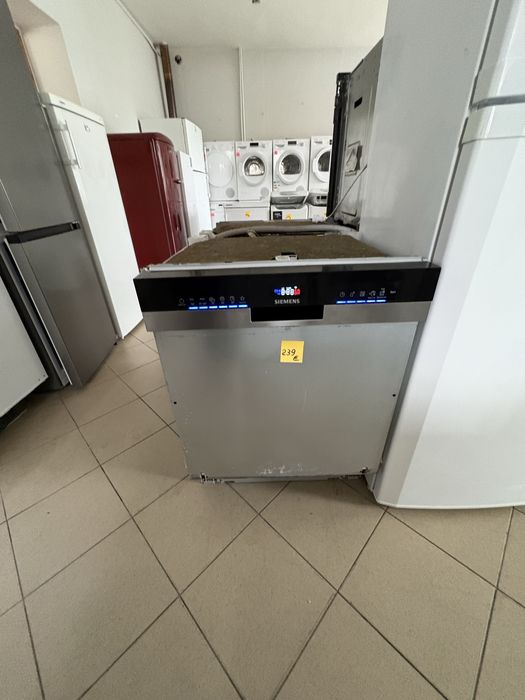 Посудомийна машина Siemens SN53HS30AE/04