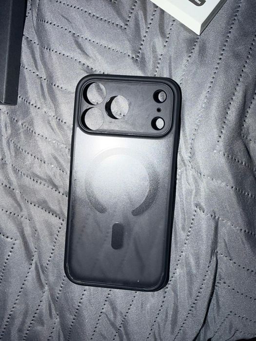 Etui spigen ultra hibrid do iPhone 17 pro