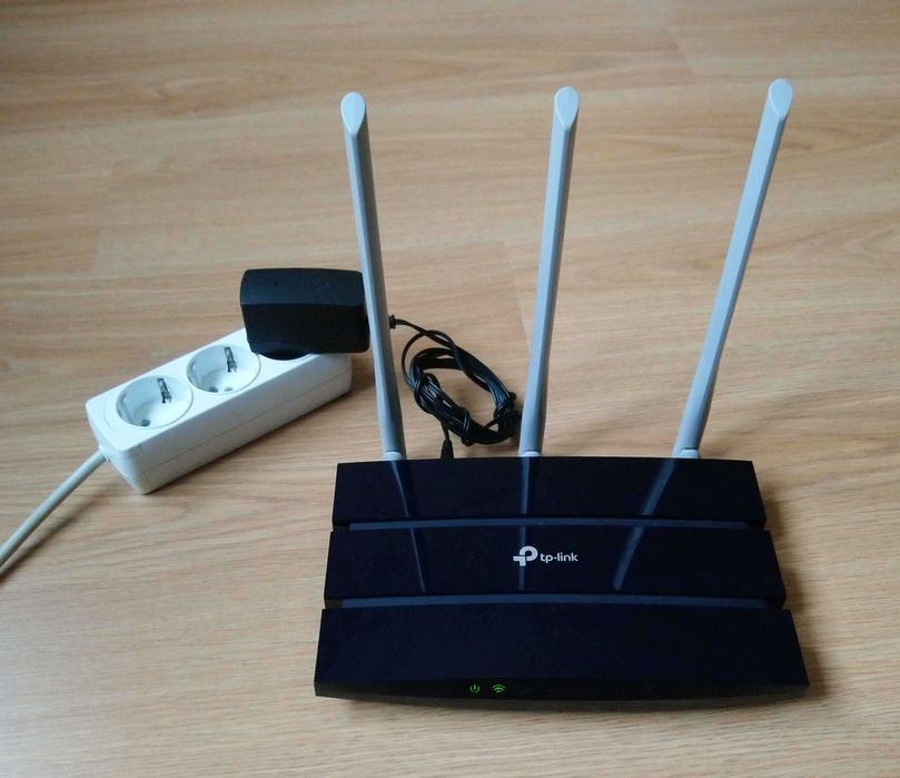 TP-Link TL-WR1043N v5.0 / 1 Gbit / wifi 450 Mbps / 25 dBm max / 3 ant