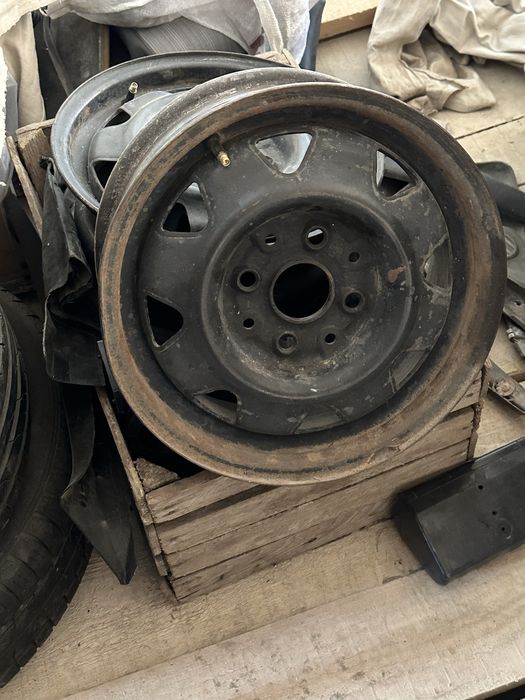 Продам диски колесні на ауді 4шт