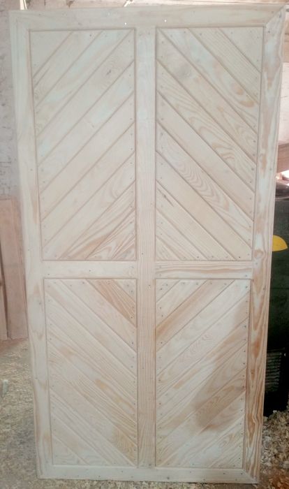 Виготовлення виробів з дерева(двері,альтанки,столи,ліжка,лавки,буди)