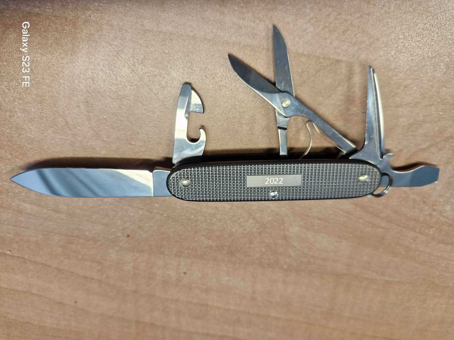 Scyzoryk Victorinox Pioneer X Alox Limited Edition 2022