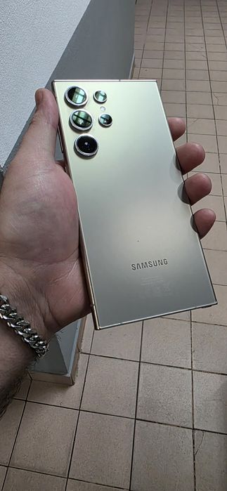 Samsung S24 Ultra - 12GB RAM - 256GB ROM