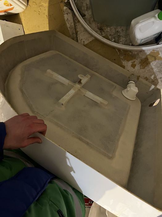 Душова кабіна з подоном