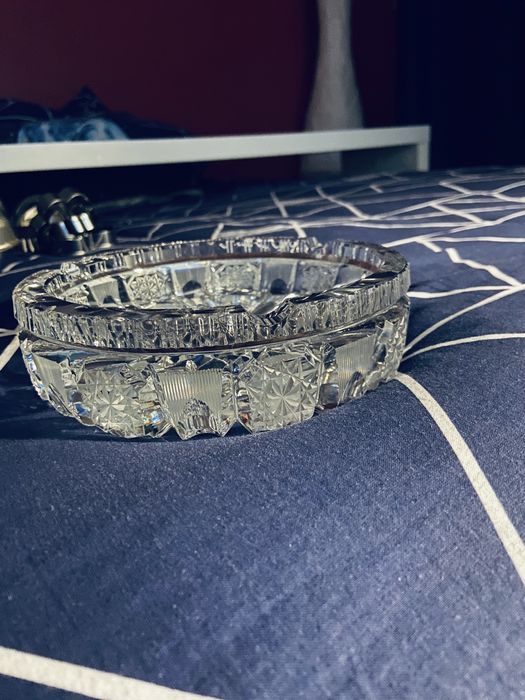 Cinzeiro em cristal (18cm diâmetro)