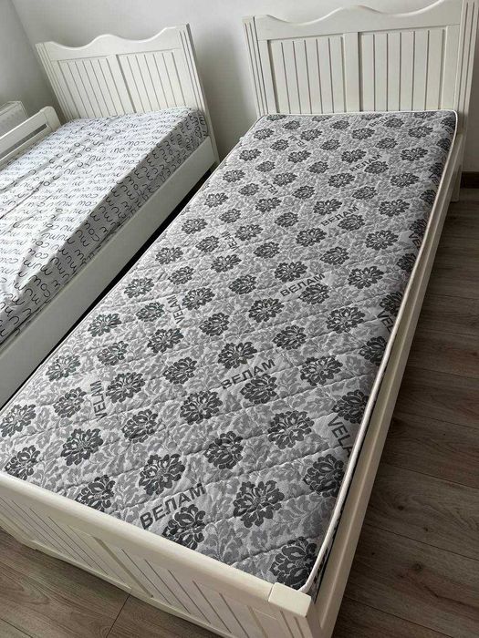 Ліжко дитяче з матрацом