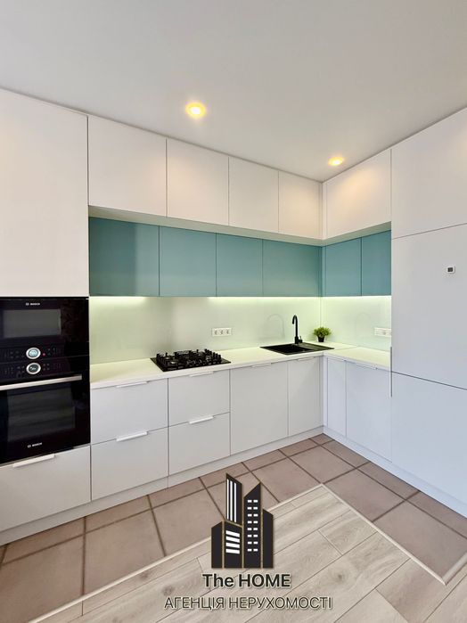 Продаж 2 кімнати та велика кухня-вітальня ЖК Оранж Парк