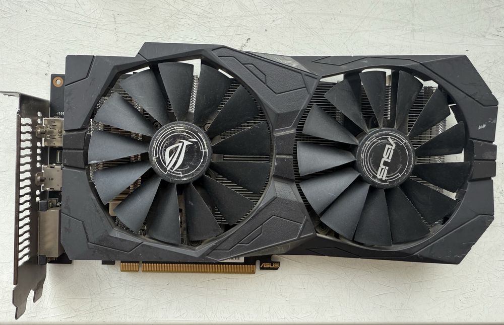 Rx 570 4gb strix: 400 Комплектующие и запчасти Запорожье