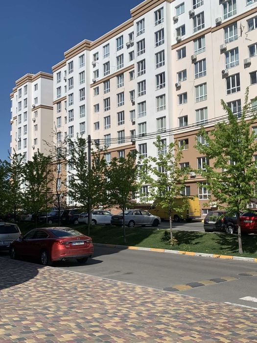 ОРЕНДА Офіса Велике вікно 7 поверх ЖК Львівський Маєток