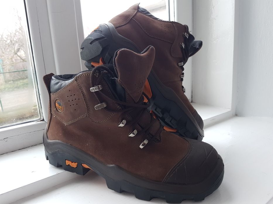 Продам Timberland PRO SERIES 43