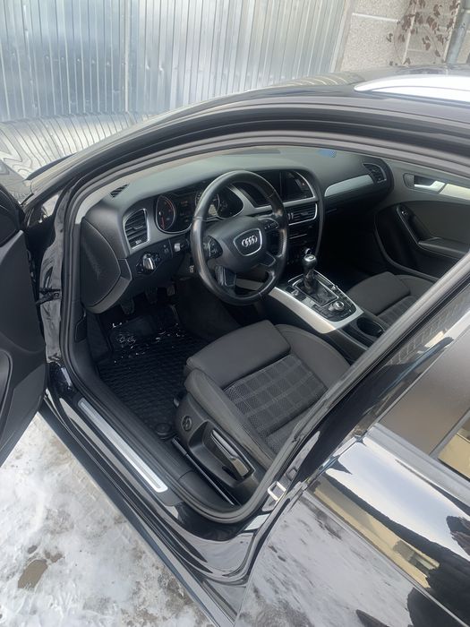 Audi a4 2012р.2.0 tdi