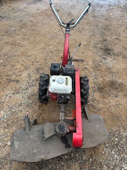 Dzik Zamiatarka spalinowa