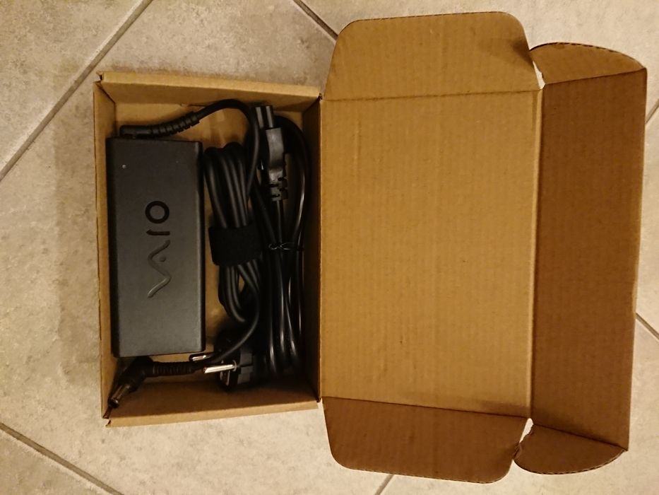 Блок питания для ноутбука