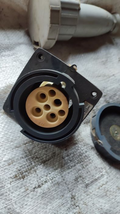 Разъем высоковольтный ,Чехия