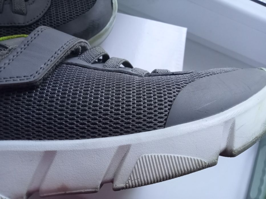 Красовки Geox р.37 Италия  23см