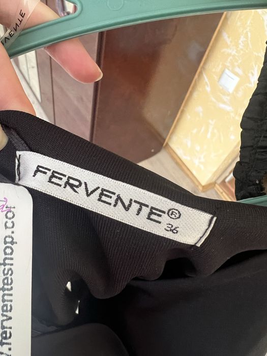 Сукня жіноча вечірня