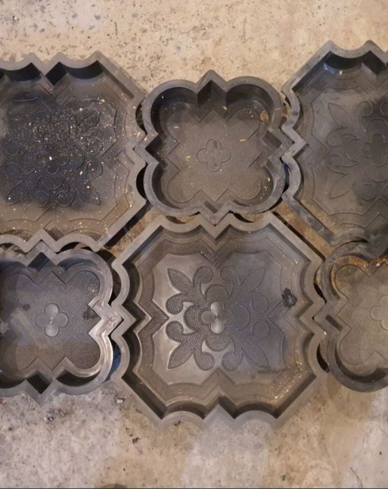 Продам формы тротуарной плитки