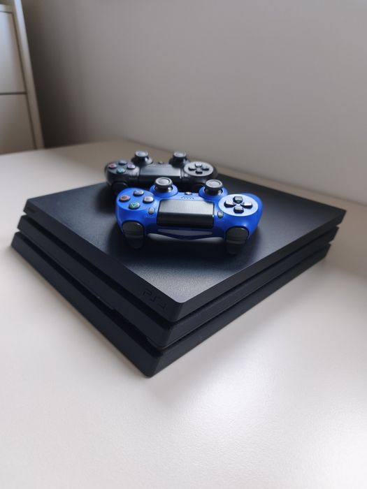 Konsola PS4 Pro 1 TB
