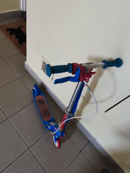 Hulajnoga Decathlon Oxelo Play 5 z hamulcem