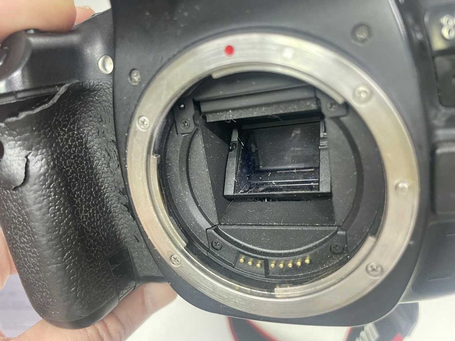 Фотоаппарат Canon EOS 80D камера на запчасти